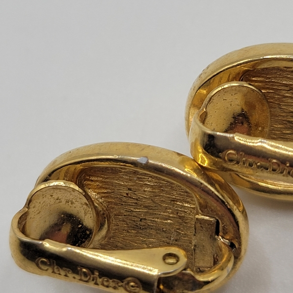 VTG Christian Dior Faux Pearl & Gold Tone Clip-on Earrings | SIGNED - Picture 3 of 9